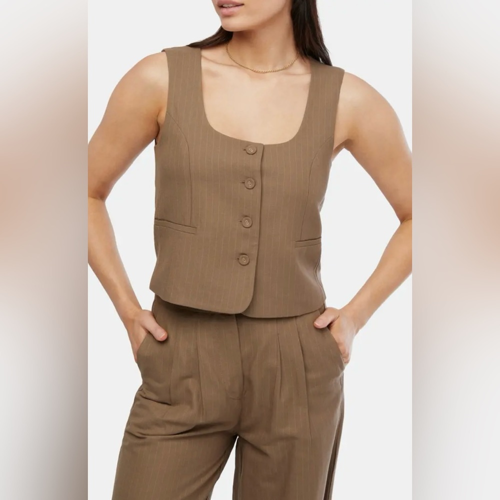 WeWoreWhat Brown Pinstripe Scoop-Neck Vest Top